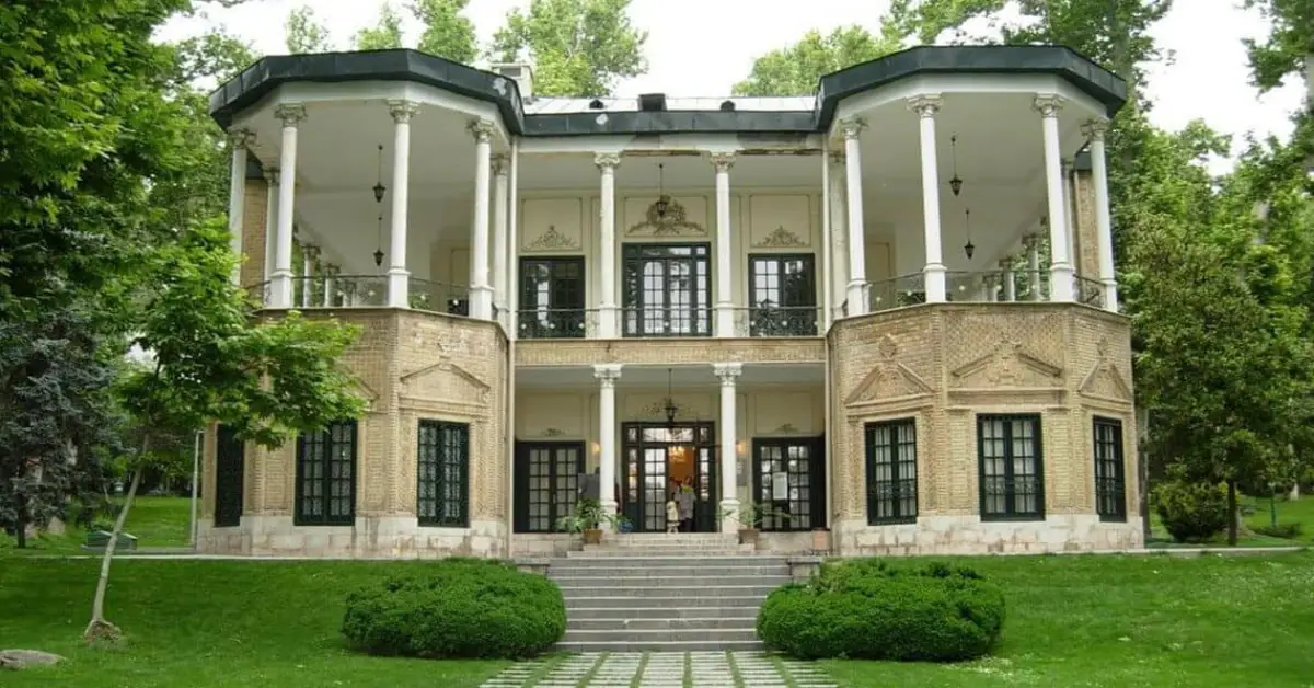 کاخ نیاوران